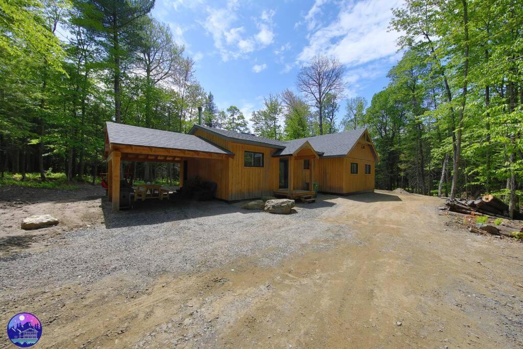 Chalet Deschamps- SPA- Chien accepté- Nature- Estrie Mansonville Esterno foto