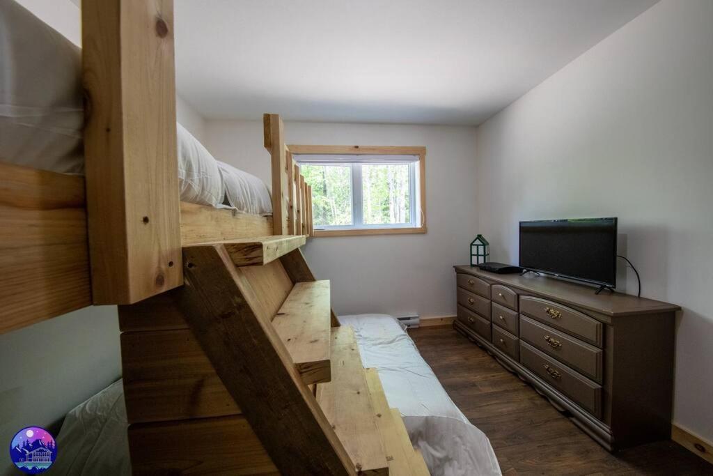 Chalet Deschamps- SPA- Chien accepté- Nature- Estrie Mansonville Esterno foto