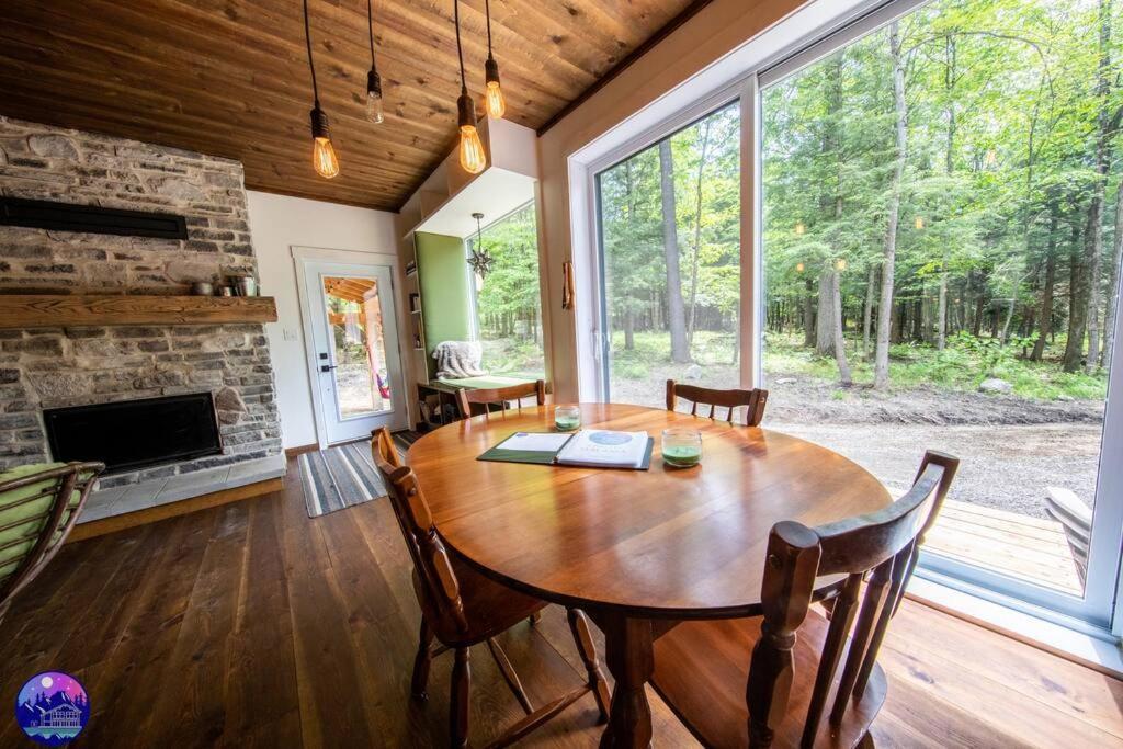 Chalet Deschamps- SPA- Chien accepté- Nature- Estrie Mansonville Esterno foto